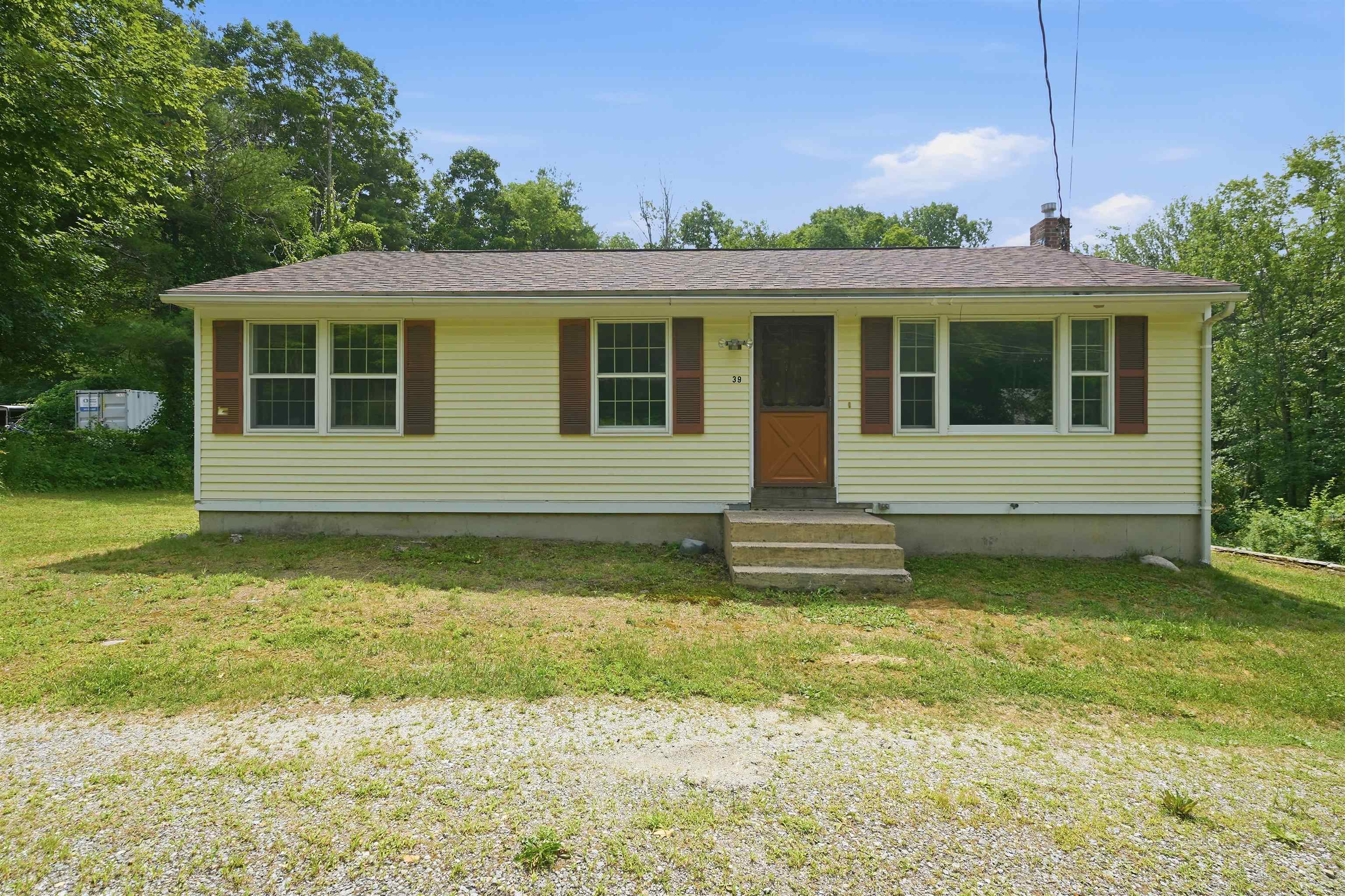 39 Old Center Harbor Road Meredith, NH 03253 - Photo 7 of 48