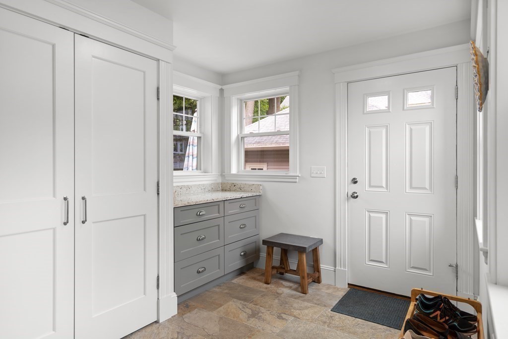 22 Gretter Road Boston, MA 02132 - Photo 5 of 22 Gallery Image 5