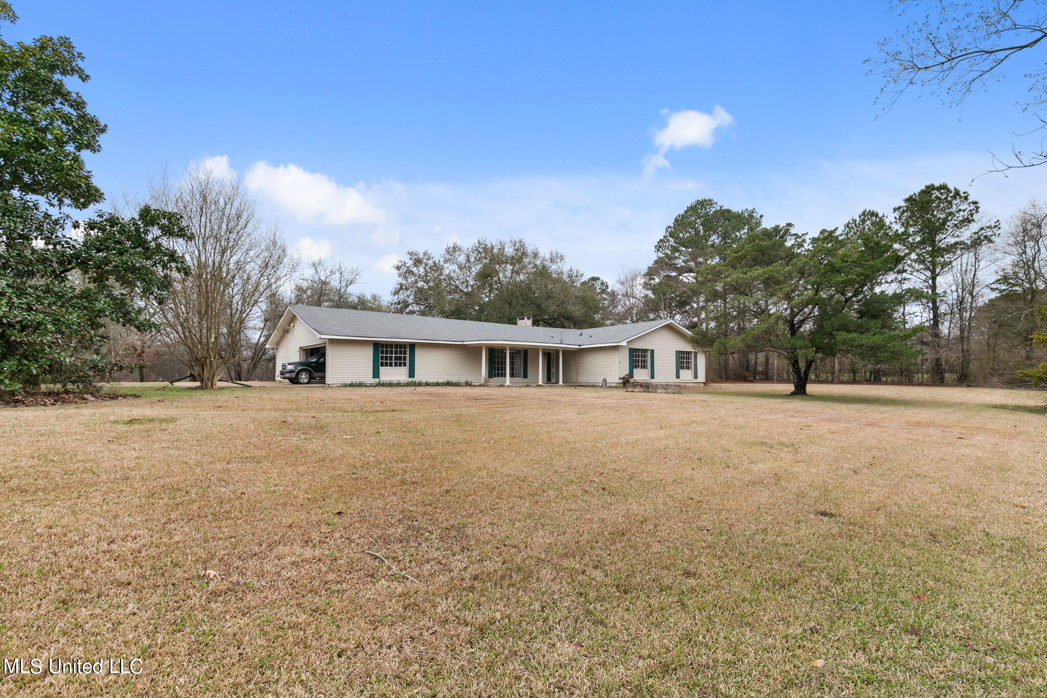 235 Clarkdell Road Canton, MS 39046 - Photo 5 of 50 3-web-or-mls-235 Clarkdell Rd-2
