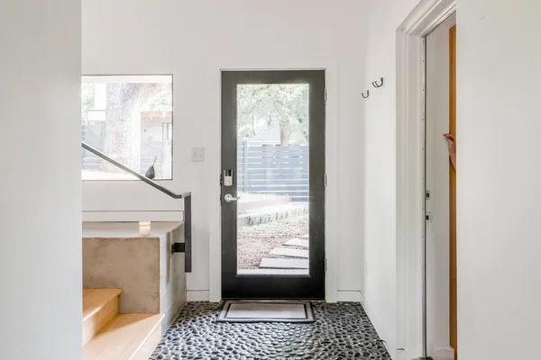 $5,500 | 1017 Milam Place, Austin, TX 78704