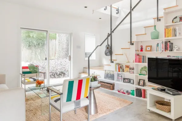 $5,500 | 1017 Milam Place, Austin, TX 78704