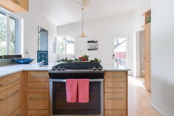 $5,500 | 1017 Milam Place, Austin, TX 78704