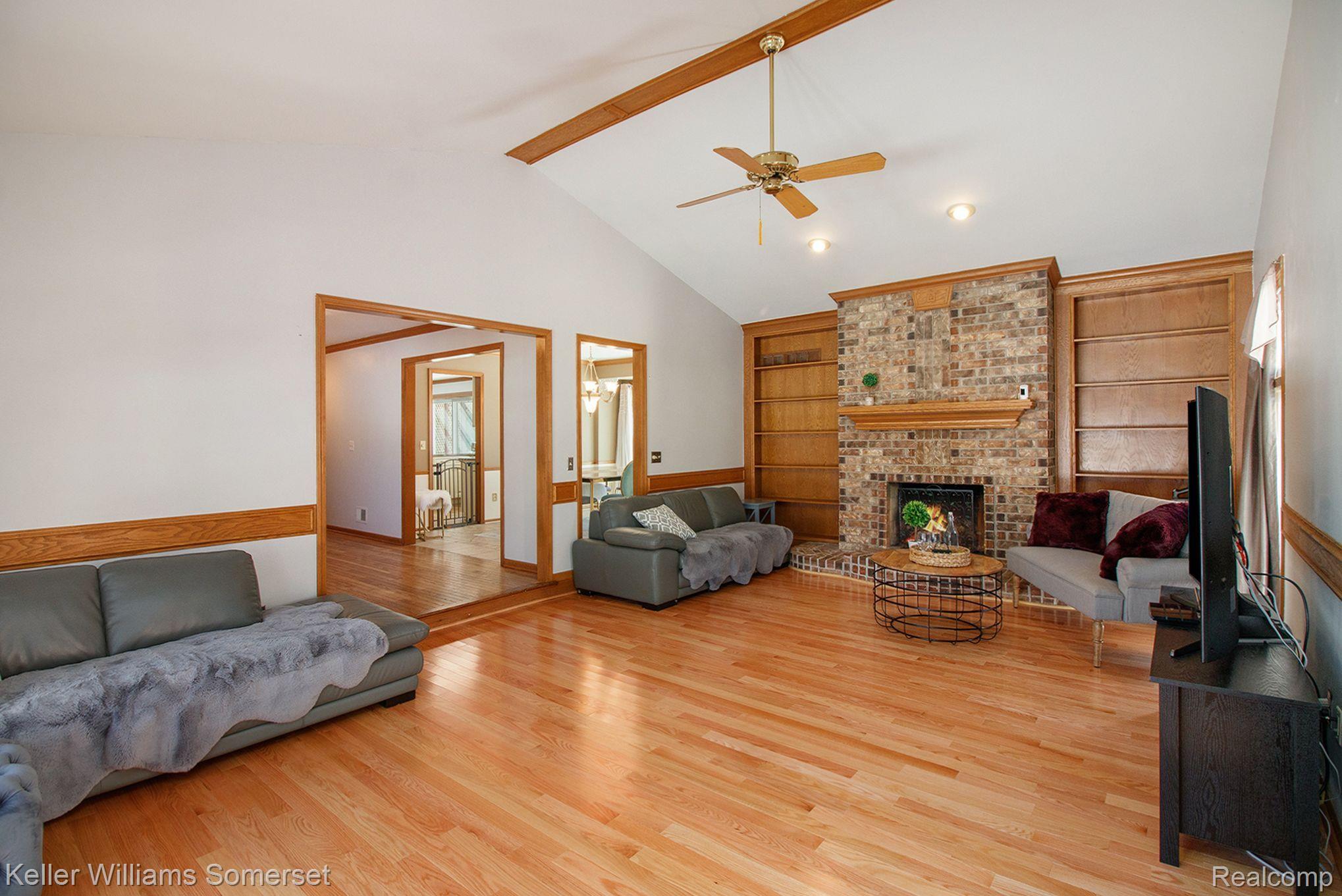 569 Sunlight Drive Rochester, MI 48309 - Photo 11 of 25 Gallery Image 11