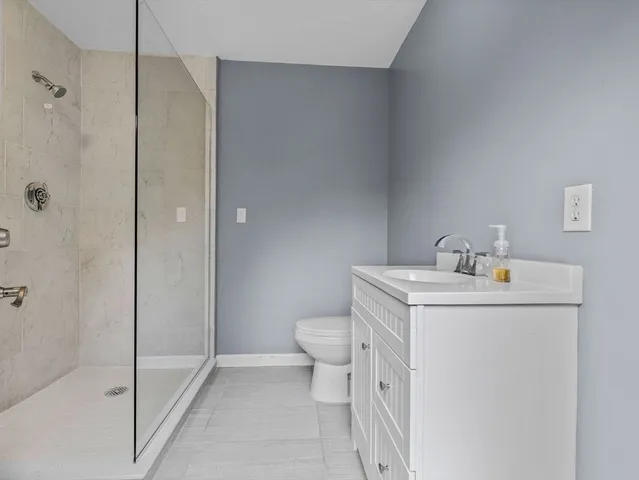 $2,800,000 | 18 Old Colony Drive, Dover, MA 02030