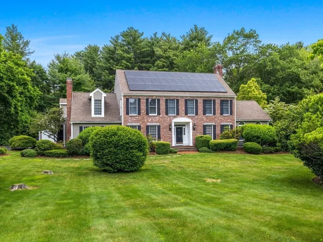$2,800,000 | 18 Old Colony Drive, Dover, MA 02030
