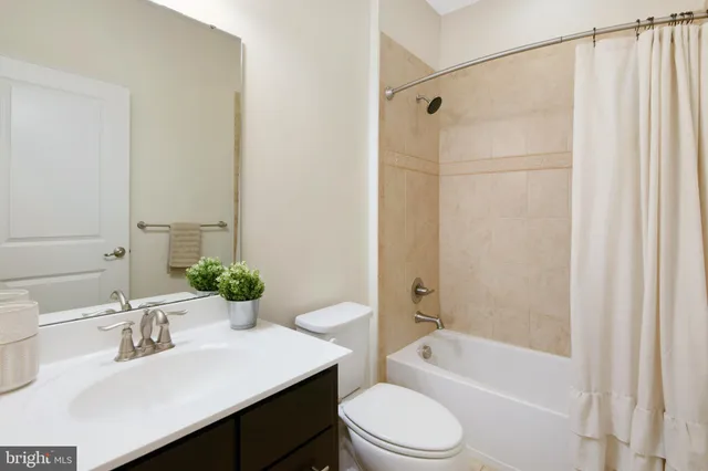 $590,000 | 9152 Landon House Lane, Frederick, MD 21704