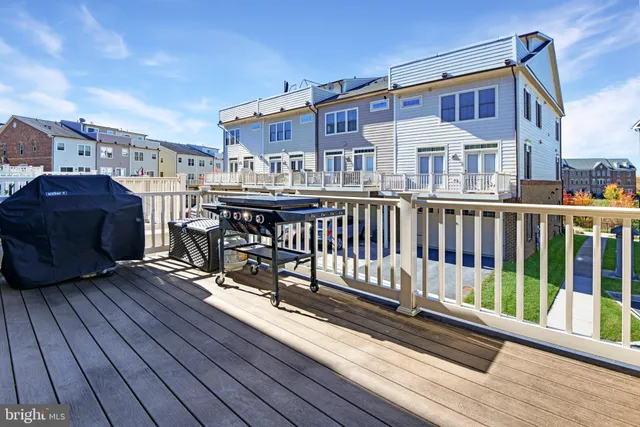 $590,000 | 9152 Landon House Lane, Frederick, MD 21704