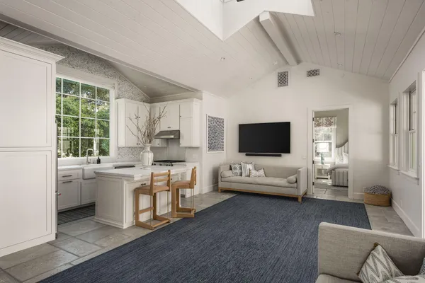 $75,000 | 260 Oak Road, Montecito, CA 93108