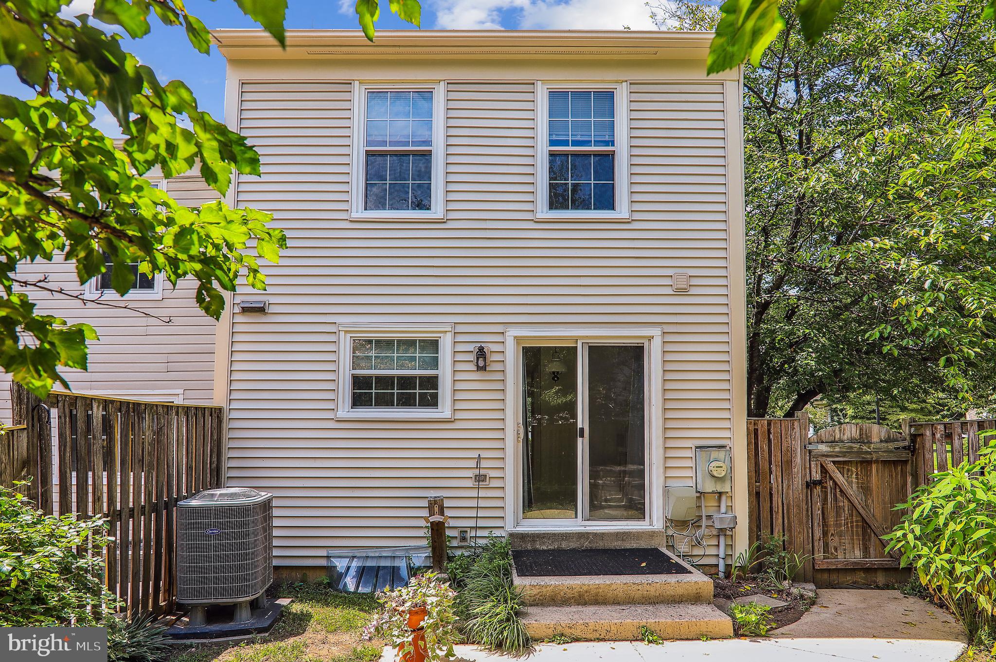 14846 Hammersmith Circle Silver Spring, MD 20906 - Photo 21 of 39 Rear of house, +6' oversized backyard, side gate