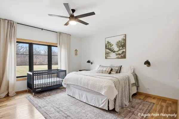$825,000 | 2903 Pioneer Oaks Drive, Ringwood, IL 60072