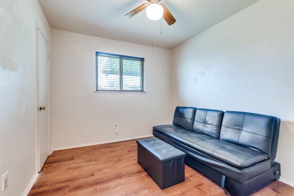 2413 Cheyenne Street Irving, TX 75062 - Photo 15 of 19 a living room with furniture