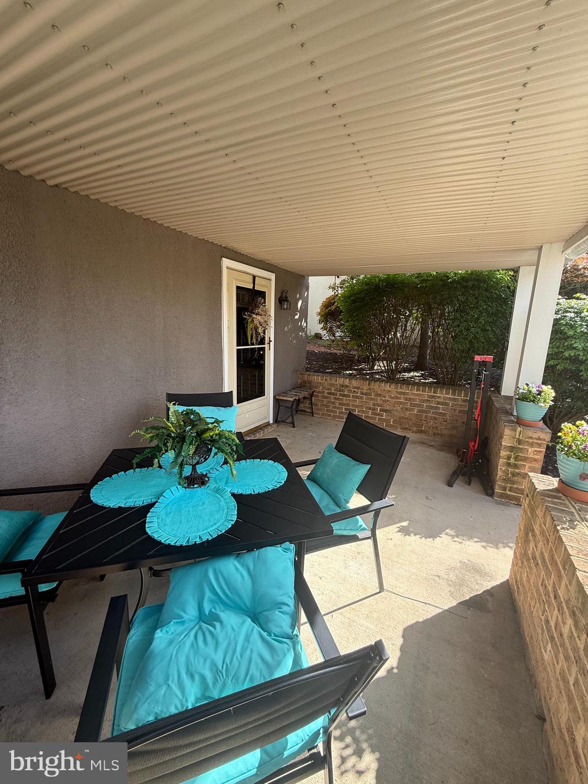 37 South Prospect Street, Unit 101 Hagerstown, MD 21740 - Photo 13 of 51 a view of a patio with furniture