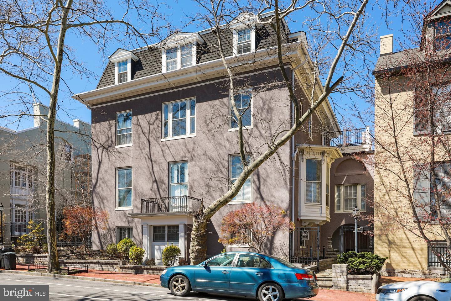 37 South Prospect Street, Unit 101 Hagerstown, MD 21740 - Photo 2 of 51 a building view