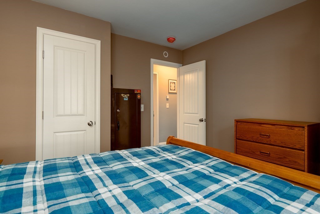 18 Crescent Road Lunenburg, MA 01462 - Photo 19 of 29