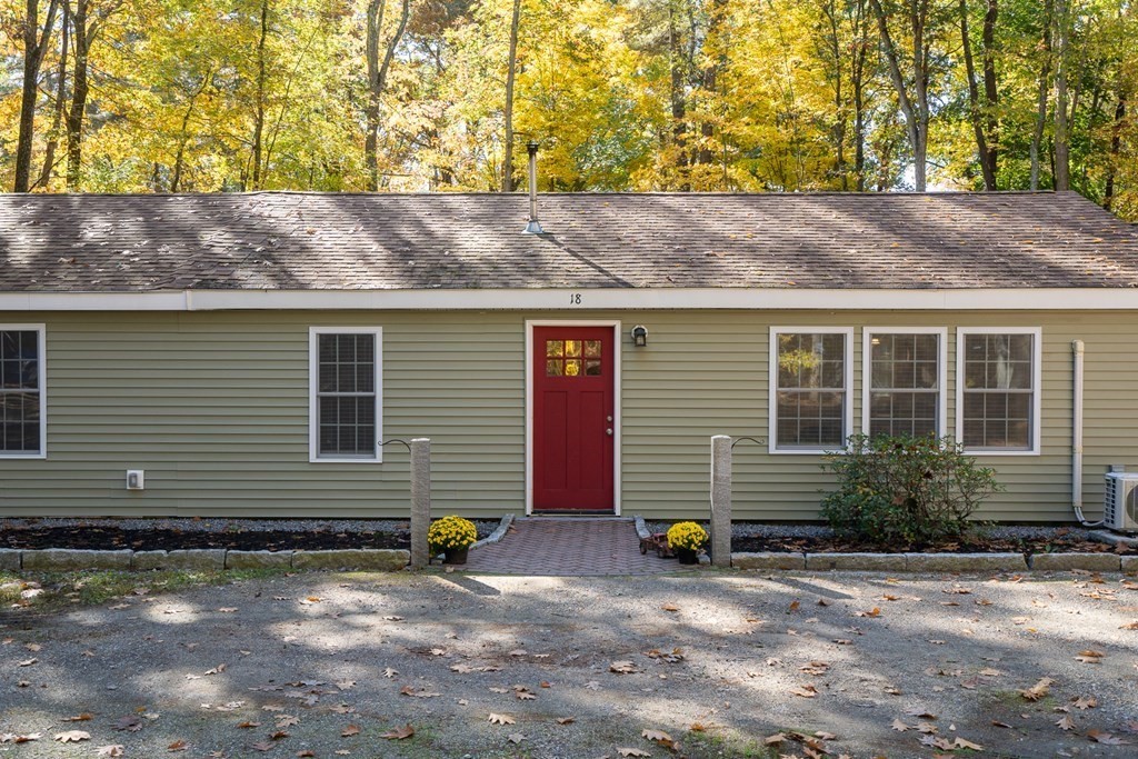 18 Crescent Road Lunenburg, MA 01462 - Photo 4 of 29