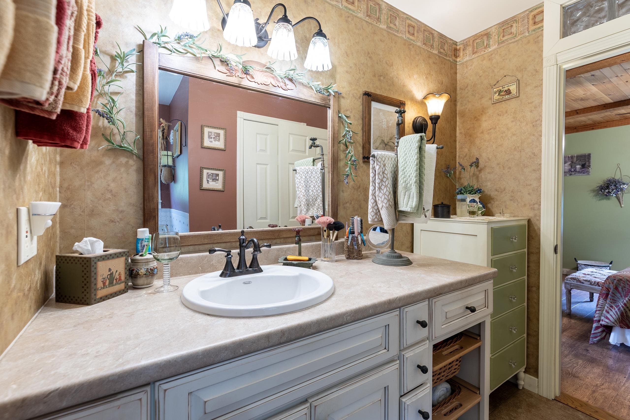 709 Little Sherburne Road Killington, VT 05751 - Photo 20 of 60