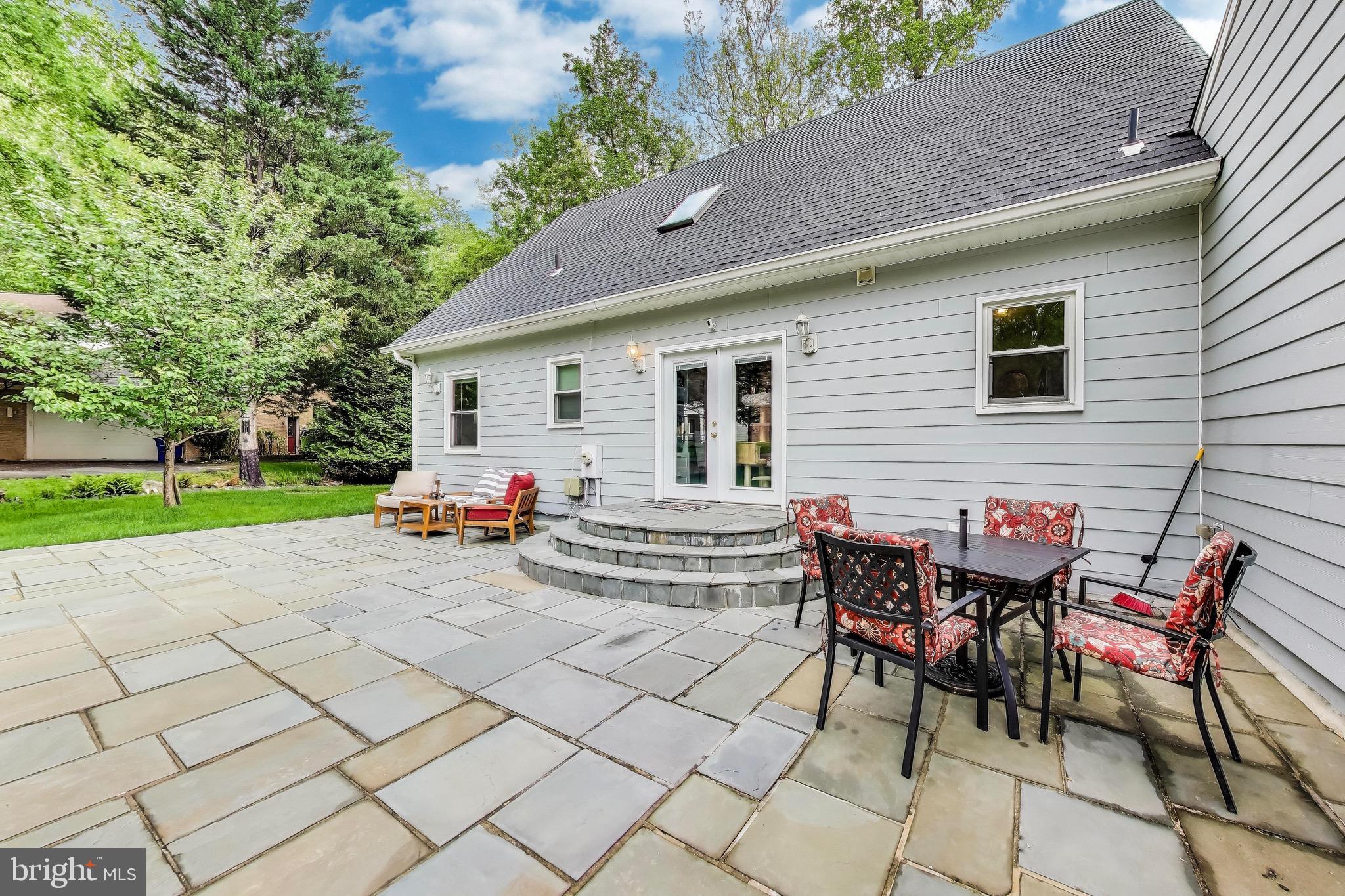 7726 Seven Locks Road Bethesda, MD 20817 - Photo 26 of 35