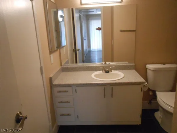 $1,400 | 555 East Silverado Ranch Boulevard, Unit 2085, Las Vegas, NV 89183