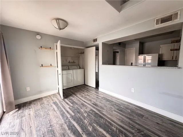 $1,450 | 555 East Silverado Ranch Boulevard, Unit 2085, Las Vegas, NV 89183