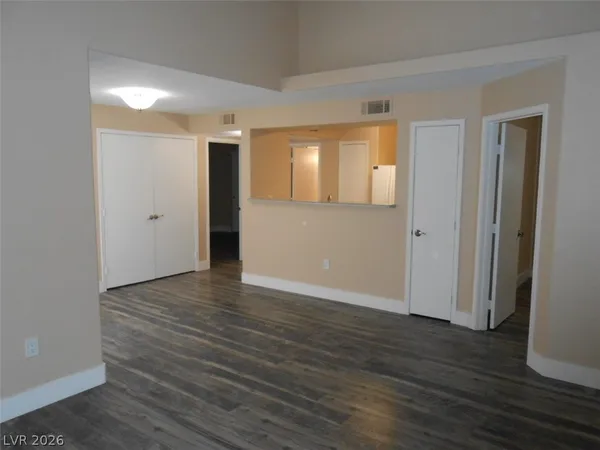 $1,400 | 555 East Silverado Ranch Boulevard, Unit 2085, Las Vegas, NV 89183
