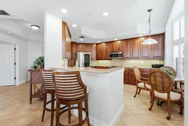 $689,000 | 6360 Water Crest Way, Unit 201, Lakewood Ranch, FL 34202