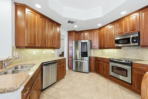 $689,000 | 6360 Water Crest Way, Unit 201, Lakewood Ranch, FL 34202