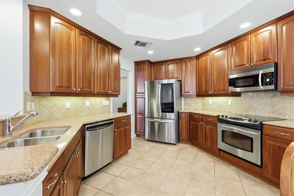 6360 Water Crest Way, Unit 201 Lakewood Ranch, FL 34202 - Photo 15 of 64