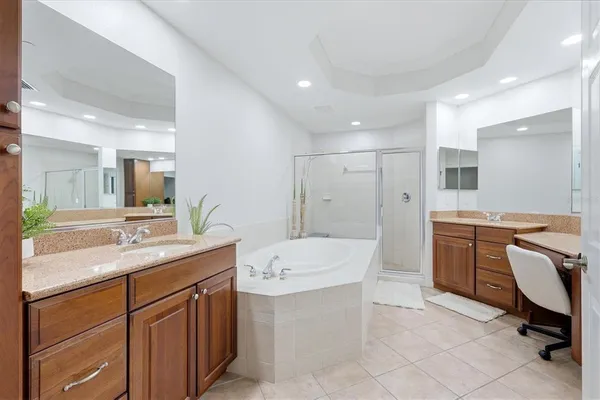 $689,000 | 6360 Water Crest Way, Unit 201, Lakewood Ranch, FL 34202