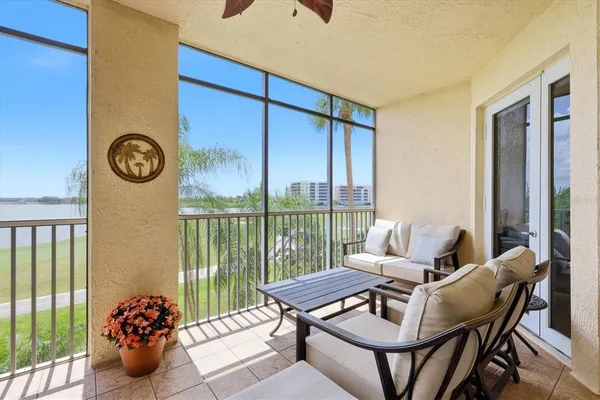 $689,000 | 6360 Water Crest Way, Unit 201, Lakewood Ranch, FL 34202