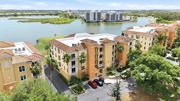 $689,000 | 6360 Water Crest Way, Unit 201, Lakewood Ranch, FL 34202
