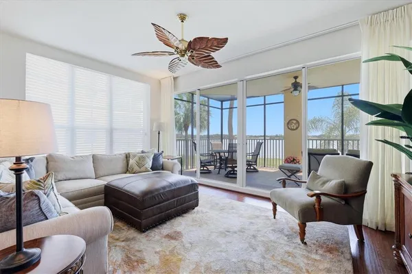 $689,000 | 6360 Water Crest Way, Unit 201, Lakewood Ranch, FL 34202