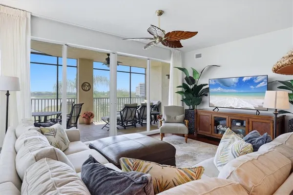 $689,000 | 6360 Water Crest Way, Unit 201, Lakewood Ranch, FL 34202