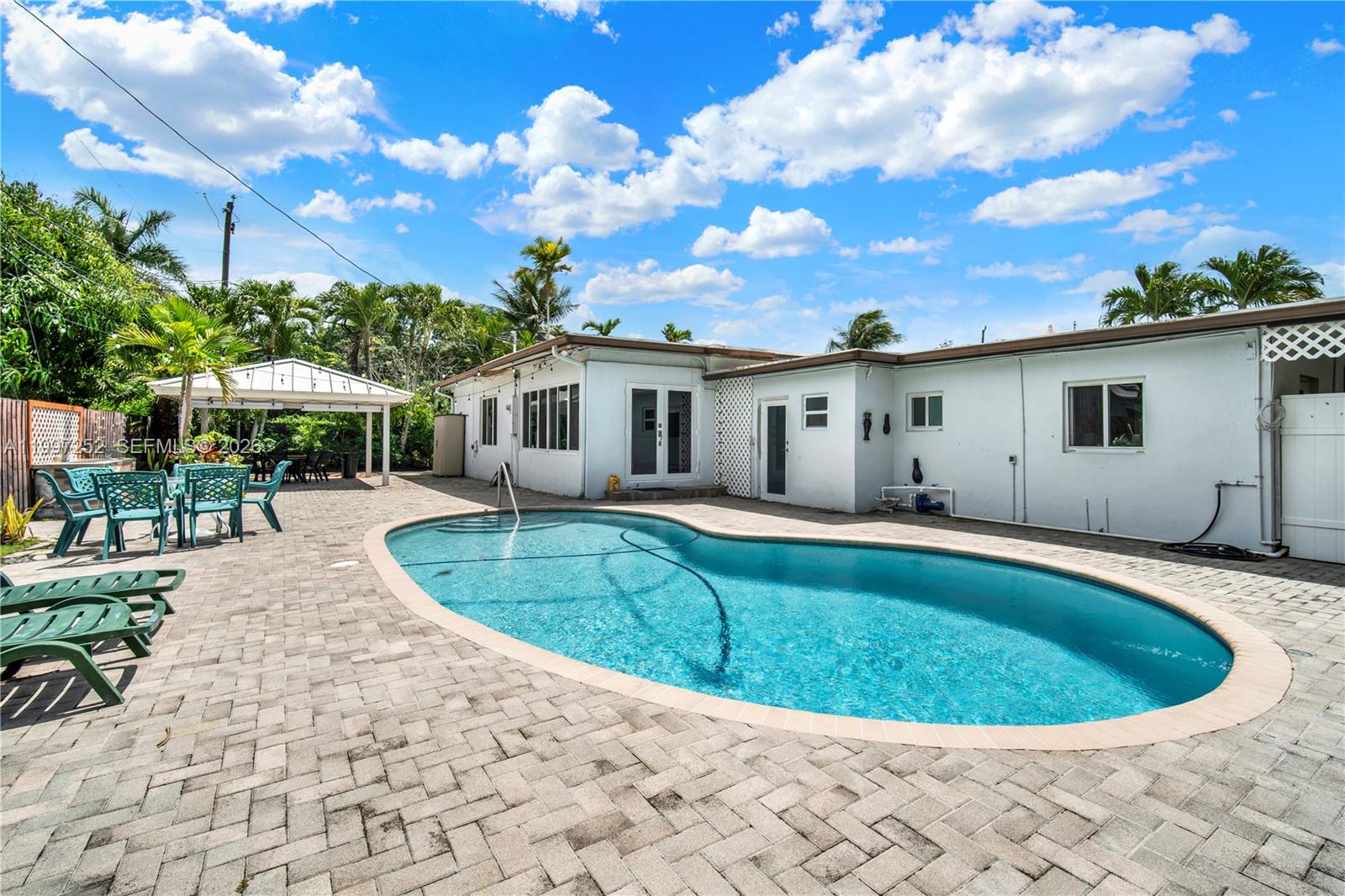 5901 Southwest 45th Street Miami, FL 33155 - Photo 19 of 21