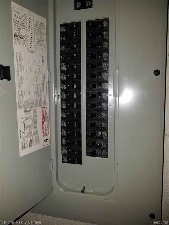 27045 Harvard Road Southfield, MI 48076 - Photo 52 of 66