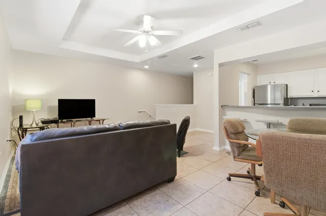 $174,900 | 741 White Drive, Unit 32, Tallahassee, FL 32304