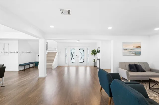 $2,975,000 | 413 Holiday Drive, Hallandale Beach, FL 33009