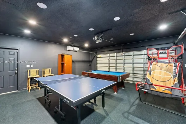 $2,975,000 | 413 Holiday Drive, Hallandale Beach, FL 33009