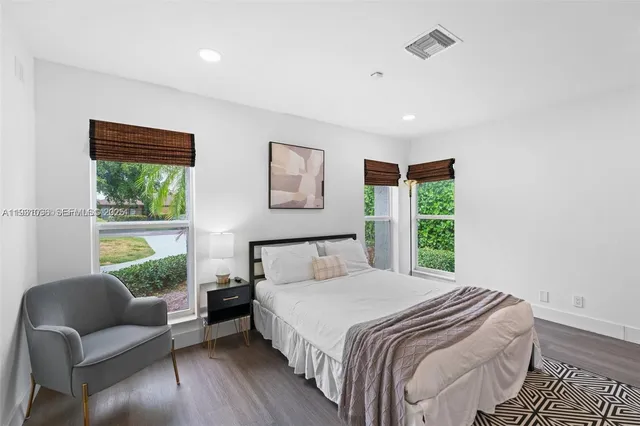 $2,975,000 | 413 Holiday Drive, Hallandale Beach, FL 33009