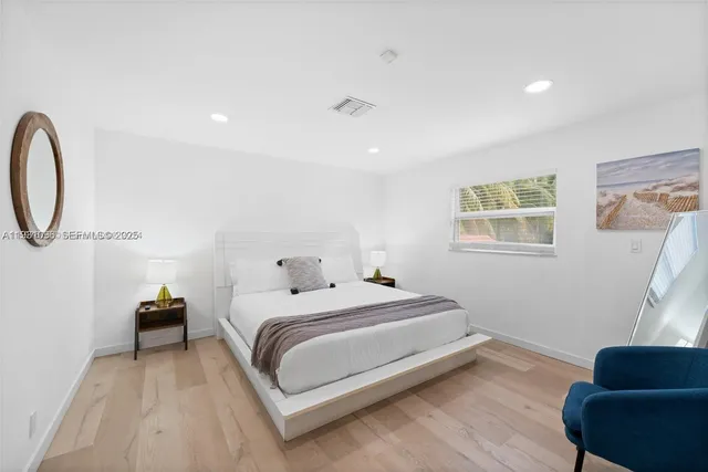 $2,975,000 | 413 Holiday Drive, Hallandale Beach, FL 33009