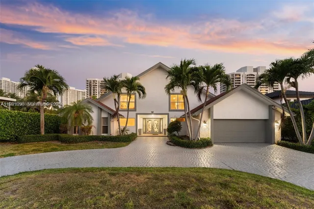 $2,975,000 | 413 Holiday Drive, Hallandale Beach, FL 33009
