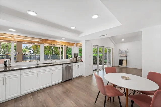 $2,975,000 | 413 Holiday Drive, Hallandale Beach, FL 33009