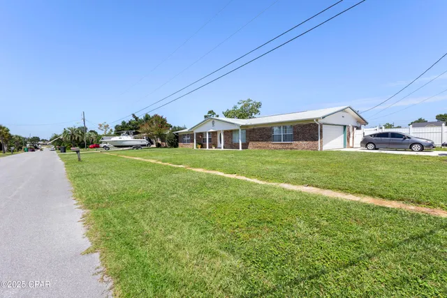 $299,900 | 6433 Hiwassee Street, Panama City, FL 32404