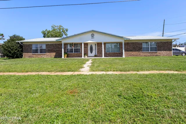 $299,900 | 6433 Hiwassee Street, Panama City, FL 32404