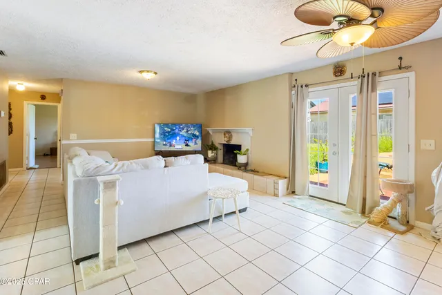 $299,900 | 6433 Hiwassee Street, Panama City, FL 32404