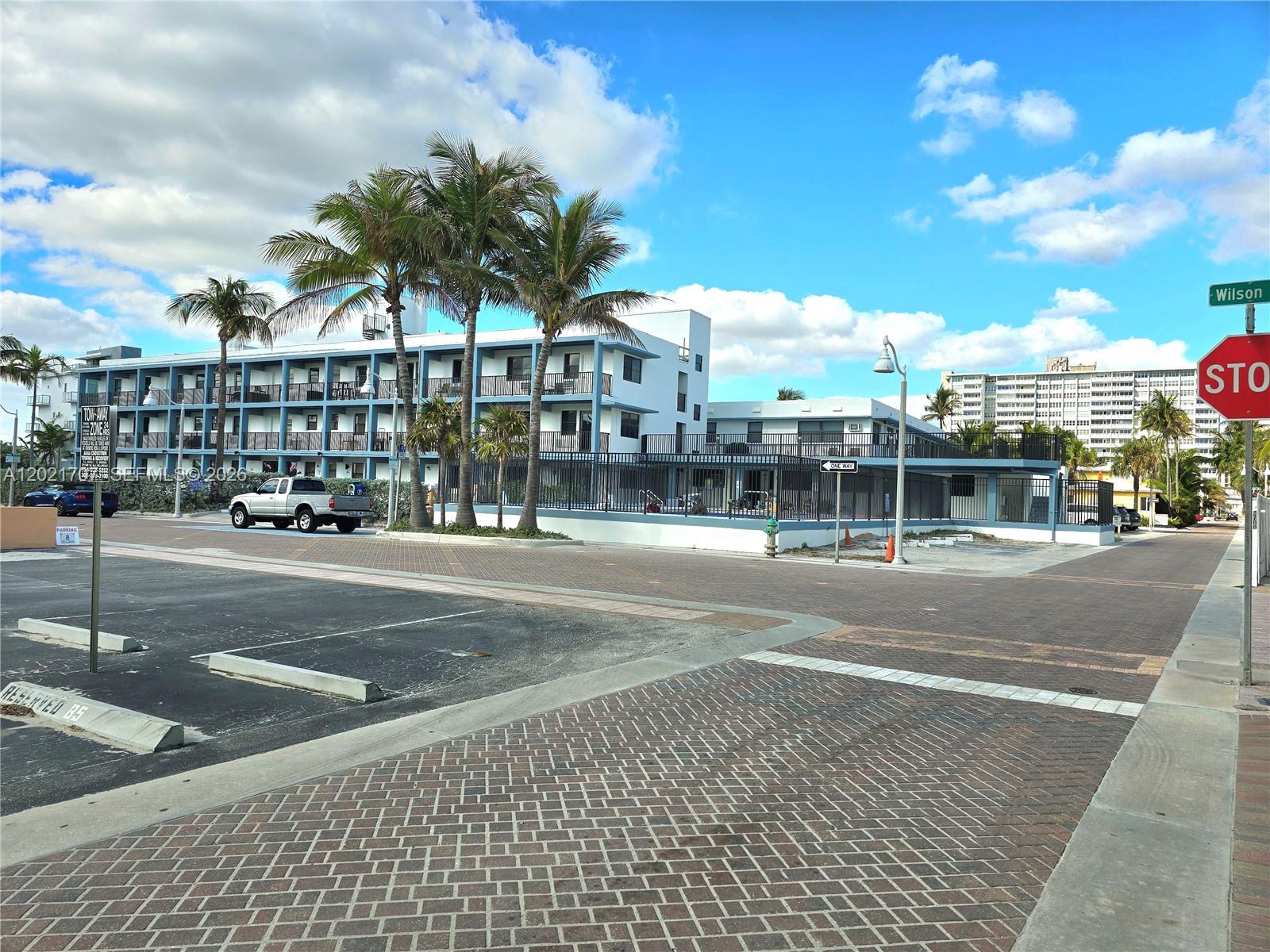 322 Harding Street, Unit B101 Hollywood, FL 33019 - Photo 2 of 25
