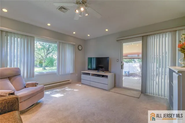 $422,000 | 301B Yardley Drive, Unit A, Monroe Township, NJ 08831