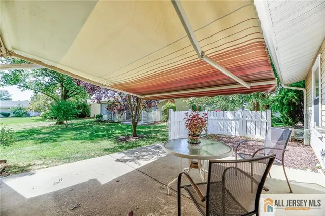 $422,000 | 301B Yardley Drive, Unit A, Monroe Township, NJ 08831