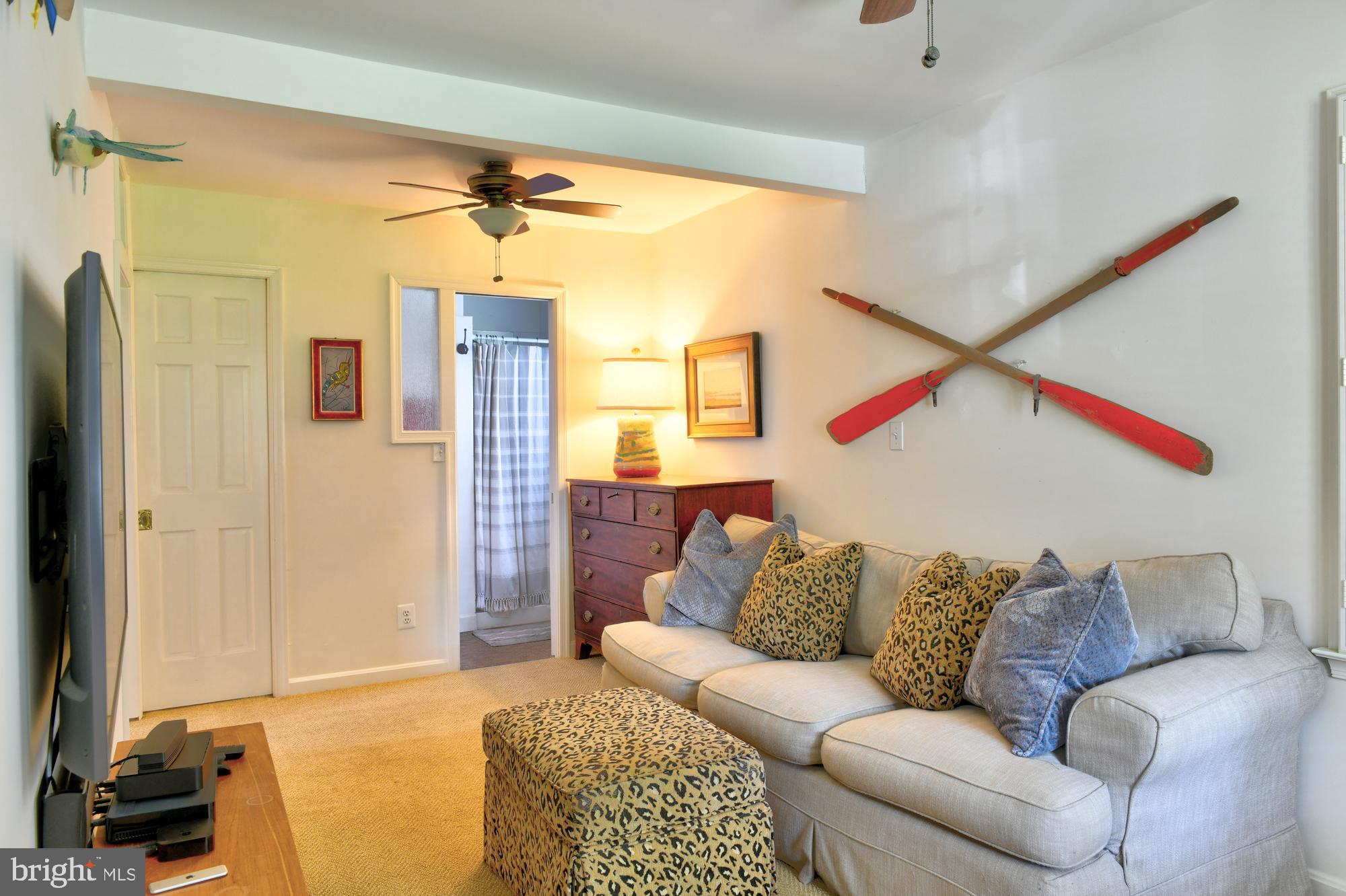 54 Ridge Avenue Edgewater, MD 21037 - Photo 21 of 44 First Floor Master