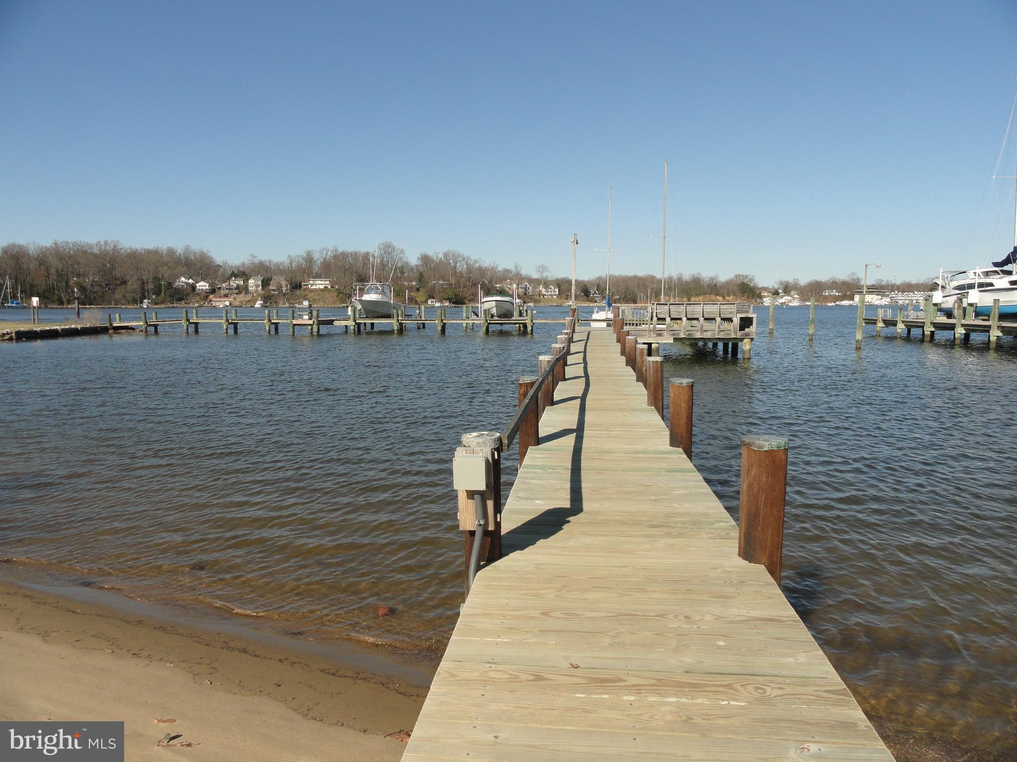 54 Ridge Avenue Edgewater, MD 21037 - Photo 44 of 44 Community Pier
