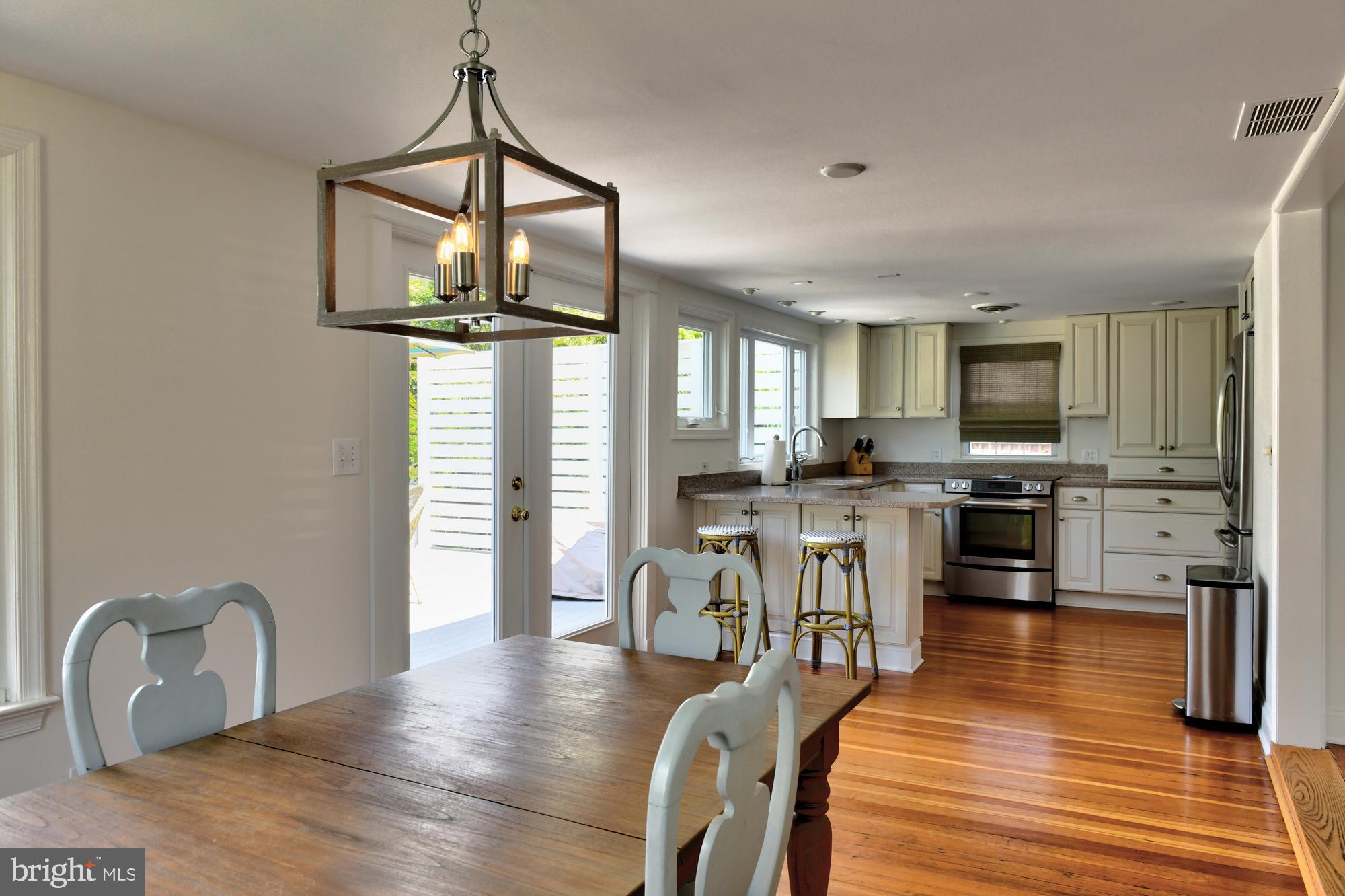 54 Ridge Avenue Edgewater, MD 21037 - Photo 8 of 44 Kitchen/Dining Combo